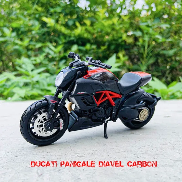 Maisto 1:18 Ducati Monster 2021 Model Motorcycle - Image 11