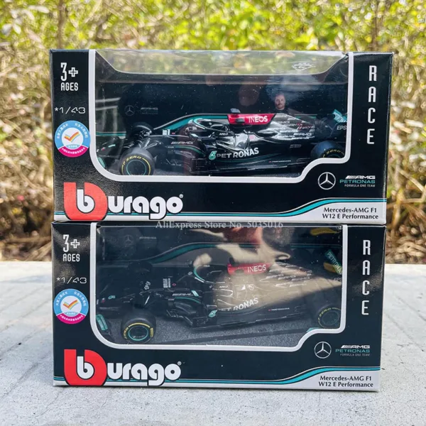 Bburago 1:43 F1 Mercedes-AMG W12 Model Car - Image 6