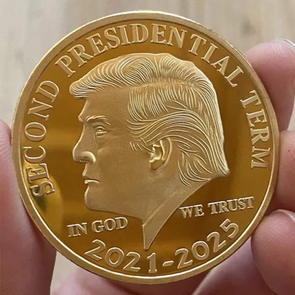 Donald Trump Gold Commemorative Coin Replica - Image 7