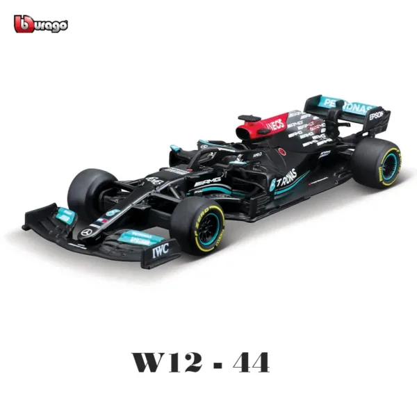 Bburago 1:43 F1 Mercedes-AMG W12 Model Car - Image 3