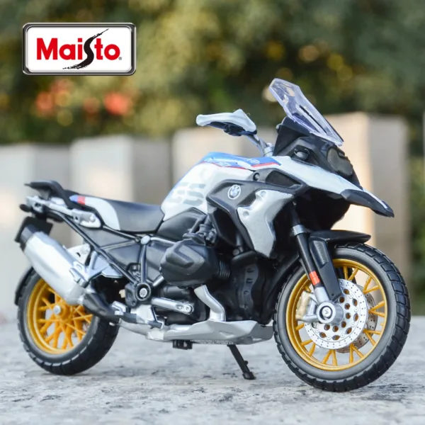 Maisto 1:18 BMW R1250 GS Motorcycle Model - Image 2