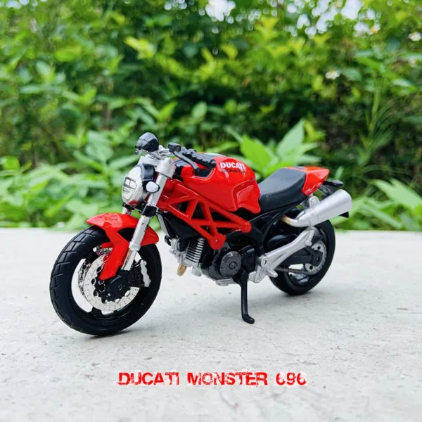 Maisto 1:18 Ducati Monster 2021 Model Motorcycle - Image 17