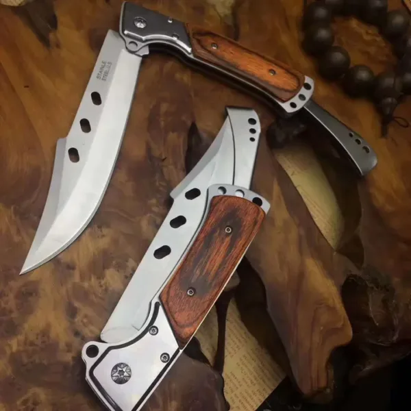 Durable Folding Steel Knife for Outdoors - Image 4