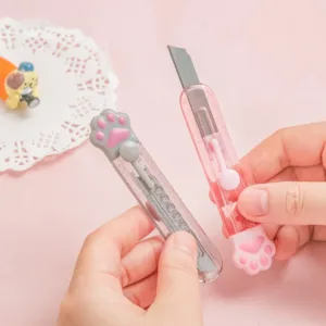 Cat Paw Retractable Utility Knife