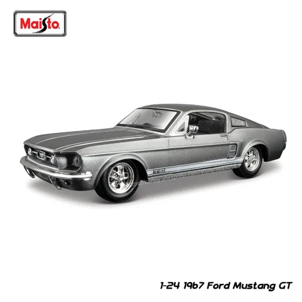 Maisto 1:24 Ford Mustang GT Alloy Model - Image 11