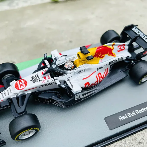 Bburago 1:43 Red Bull Racing RB16B Model Car - Image 5