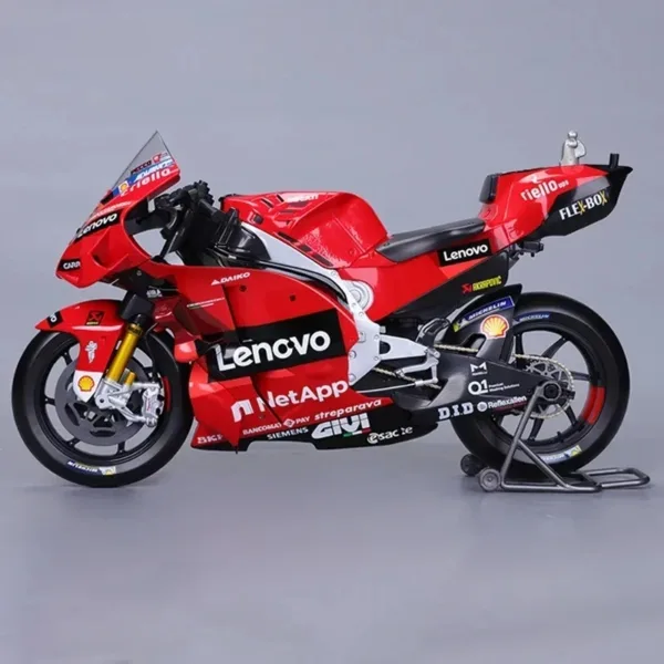 Maisto 1:6 Ducati Lenovo Team Model #63 Diecast - Image 3