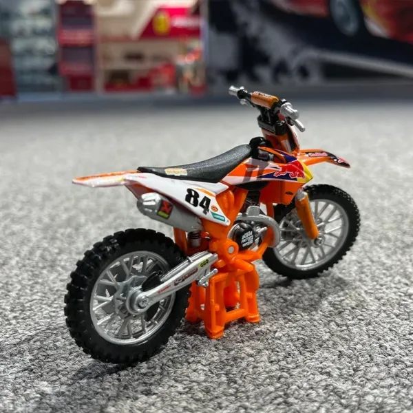 Bburago 1:18 KTM 450 SX-F Dirt Bike Model