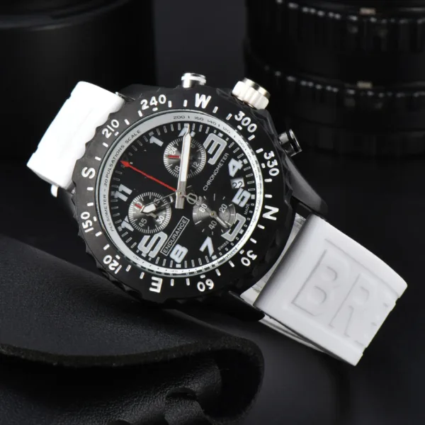 Mens Luxury Quartz Watch with Silicone Band - Image 13