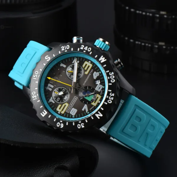 Mens Luxury Quartz Watch with Silicone Band - Image 14