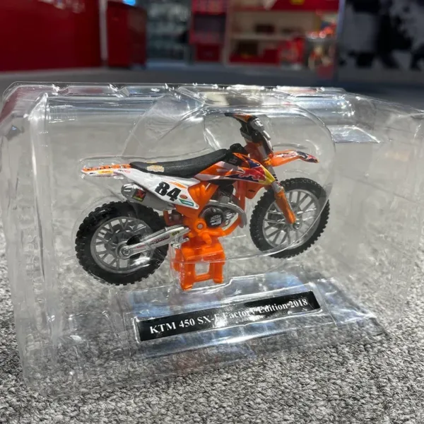 Bburago 1:18 KTM 450 SX-F Dirt Bike Model - Image 4