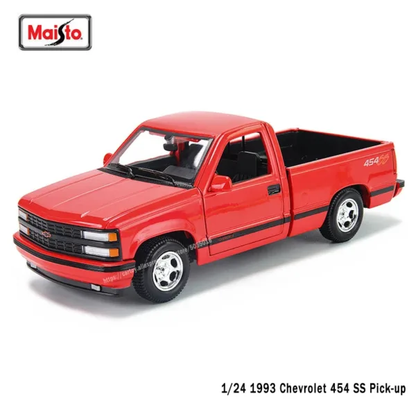 Maisto 1:24 1993 Chevrolet 454 SS Model - Image 7