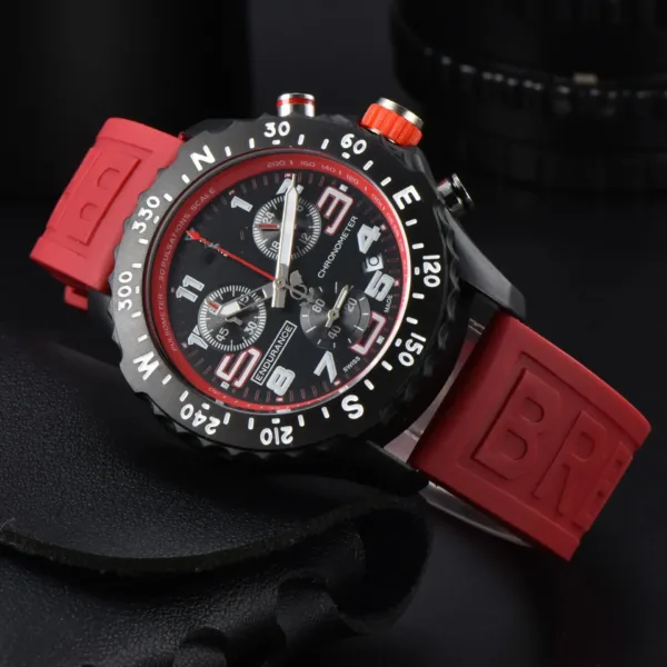 Mens Luxury Quartz Watch with Silicone Band - Image 5