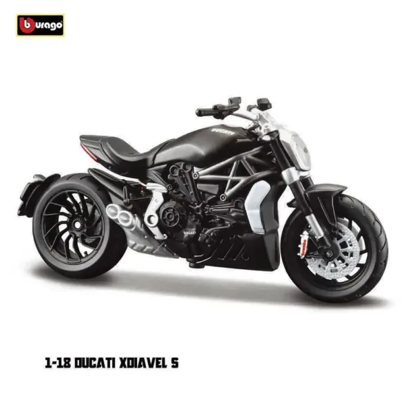 Bburago 1:18 KTM 250 Duke Diecast Motorcycle - Image 9