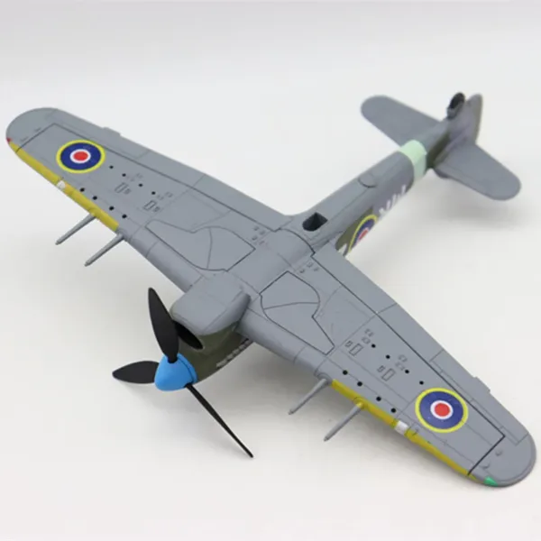 1/72 Hawker Typhoon Mk Ib Model Aircraft - Image 2