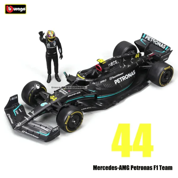 Bburago 1:24 F1 RB19 Diecast Model Car - Image 11