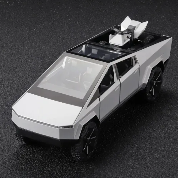 1:24 Silver Cybertruck Model with Sound and Light - Image 4