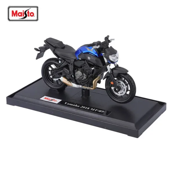 Maisto 1:18 Yamaha Motorcycle Model Toy - Image 5