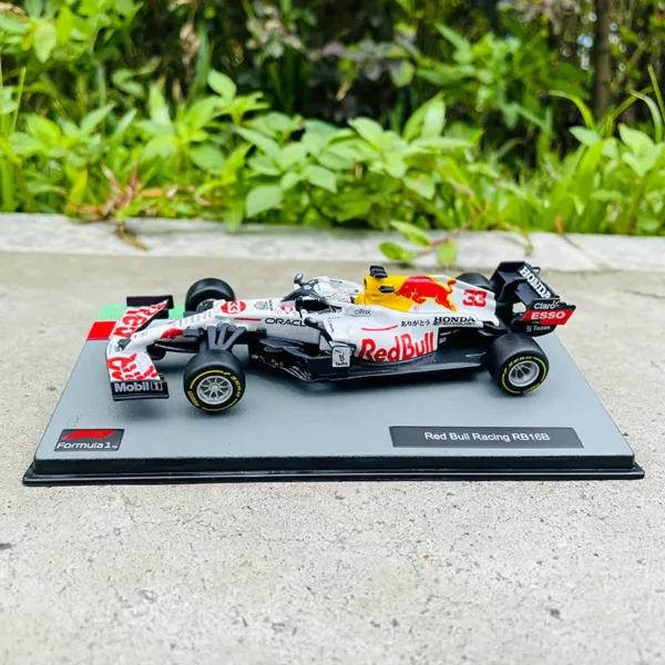 Bburago 1:43 Red Bull Racing RB16B Model Car - Image 3