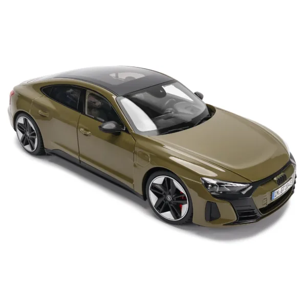 Bburago 1:18 Audi RS e-tron GT Model Car - Image 6