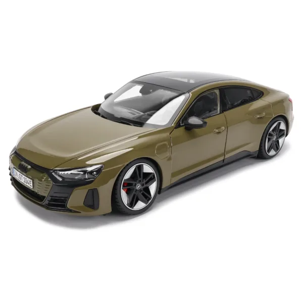 Bburago 1:18 Audi RS e-tron GT Model Car - Image 8