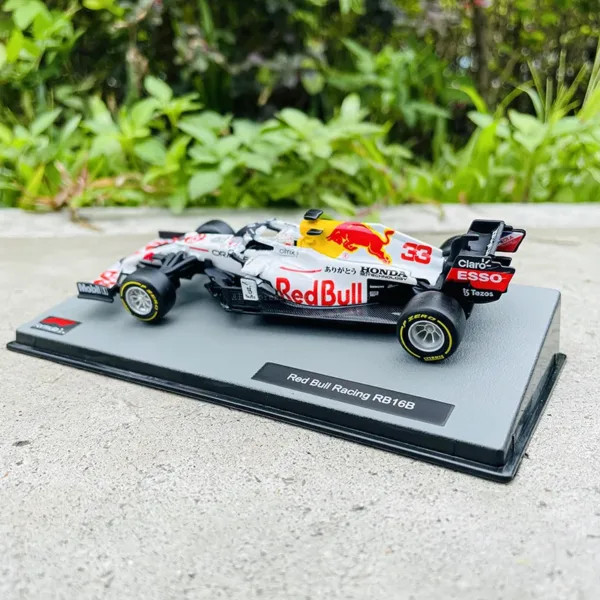 Bburago 1:43 Red Bull Racing RB16B Model Car - Image 4