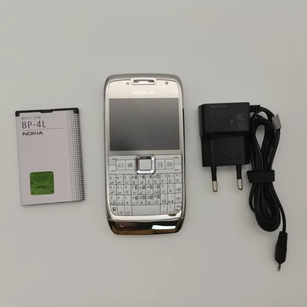 Nokia E71 Mobile Phone with QWERTY Keyboard - Image 7