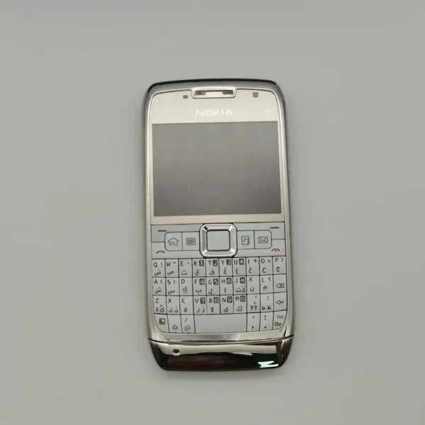 Nokia E71 Mobile Phone with QWERTY Keyboard - Image 9