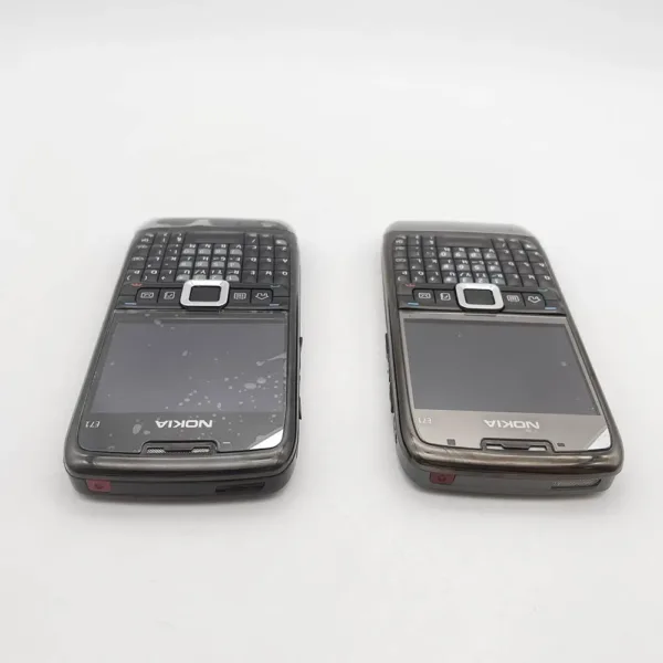 Nokia E71 Mobile Phone with QWERTY Keyboard - Image 6