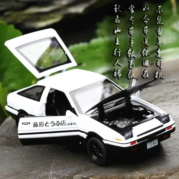 1:28 Scale AE86 Diecast Alloy Car Model - Image 5