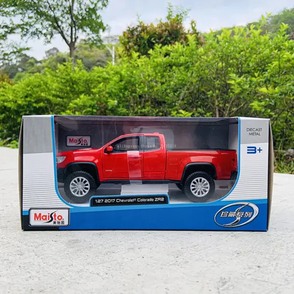 2017 Chevrolet Colorado ZR2 Diecast Model 1:27 - Image 6