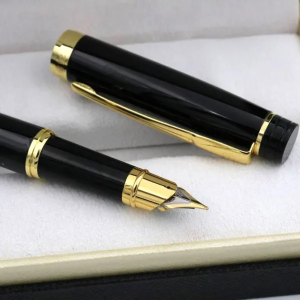 Golden Black Metal Fountain Pen 0.5mm Nib - Image 2