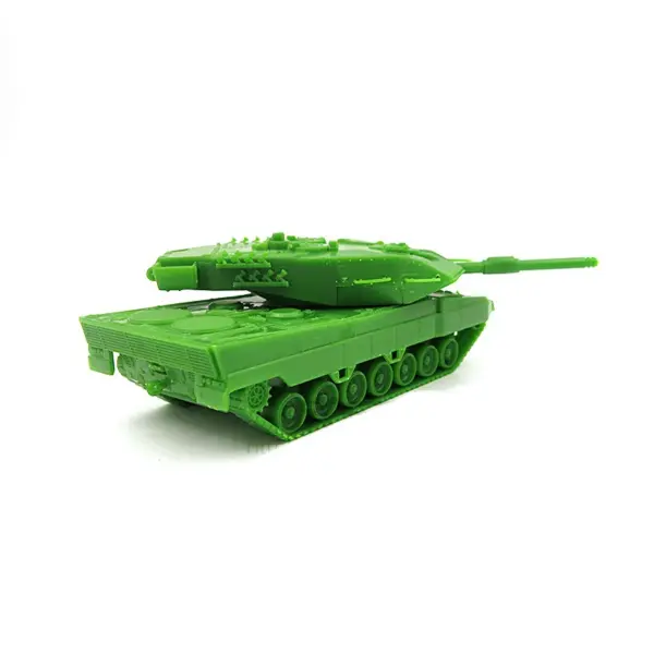 1/72 Leopard 2A5 Tank Model Kit Assembly - Image 4