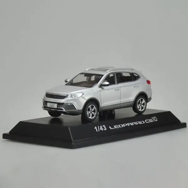 1:43 LEOPARD CS10 SUV Diecast Model Car