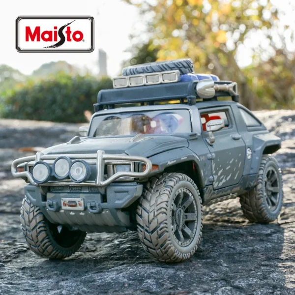 Maisto 1:24 Die-Cast Hummer HX Concept Model