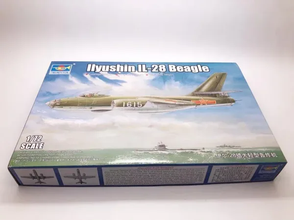 1:72 Ilyushin Il-28 Beagle Model Kit - Image 2