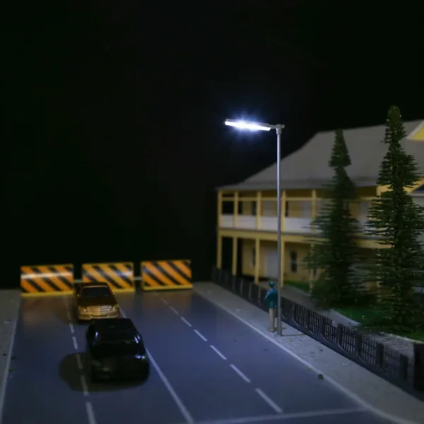 5pcs LED Lamp Post Set for HO TT N Scale - Image 6