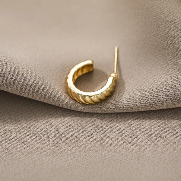 Vintage Gold Snake Clip Earrings for Women - Image 3