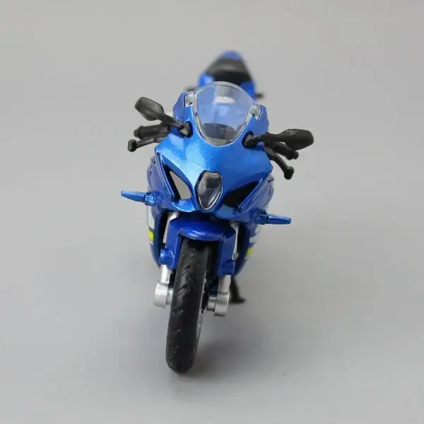 1:18 Diecast Suzuki GSX-R1000 Motorcycle Model - Image 4