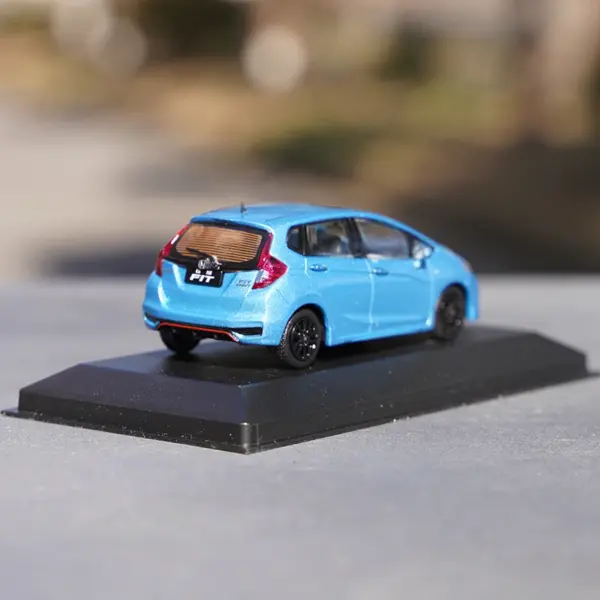 1:43 Diecast Honda Fit Model Car Blue - Image 2