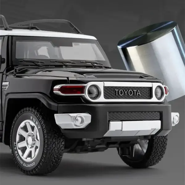 1/24 Toyota FJ Cruiser Diecast Model Car - Image 2