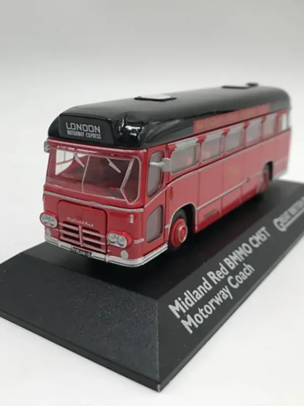 1:76 Scale British Double-Decker Bus Model - Image 7