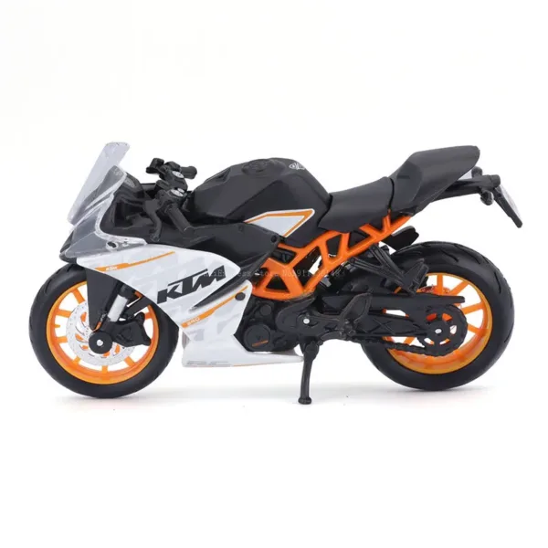 Maisto 1:18 Scale BMW R1200C Diecast Motorcycle - Image 6