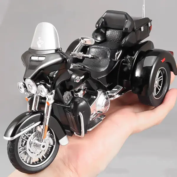 1/9 Scale Alloy Diecast Motorcycle Toy with Sound