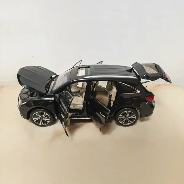 1:18 Scale Acura MDX Diecast Model Car - Image 4