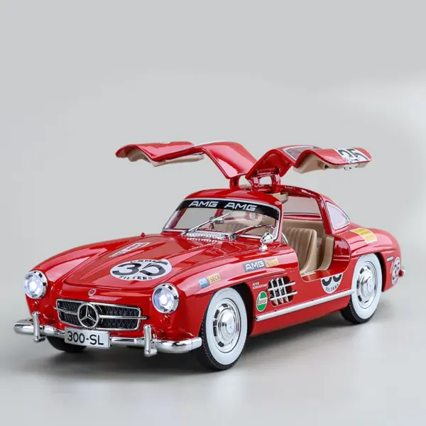 1:24 Mercedes-Benz 300SL Alloy Diecast Model Car - Image 6