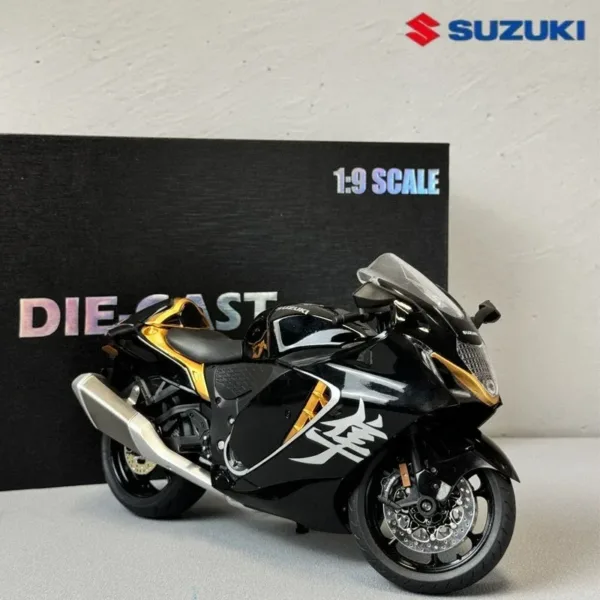 1:9 Diecast Suzuki GSX-1300R Motorcycle Model - Image 2