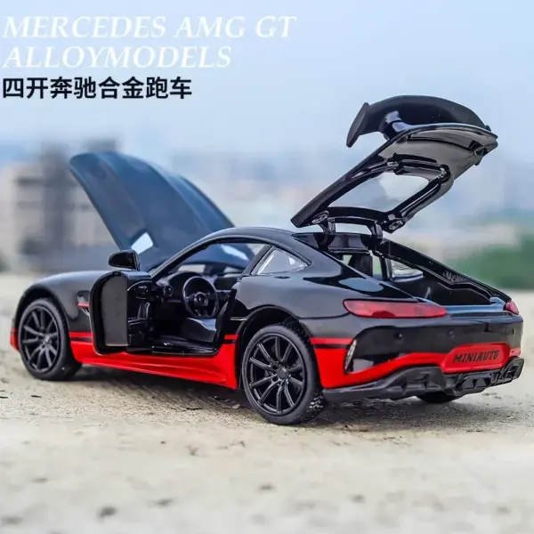 1:32 Diecast Alloy Mercedes-Benz GTR Model - Image 3