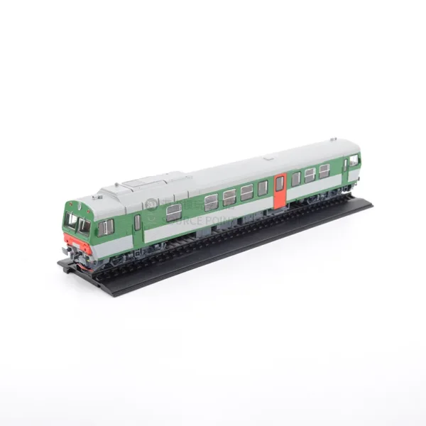 1/87 Scale USSR Diesel Locomotive Plastic Model - Image 8