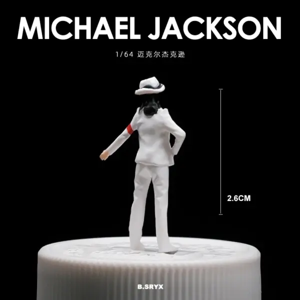 1/64 Scale Miniature Male Figurine Model - Image 10